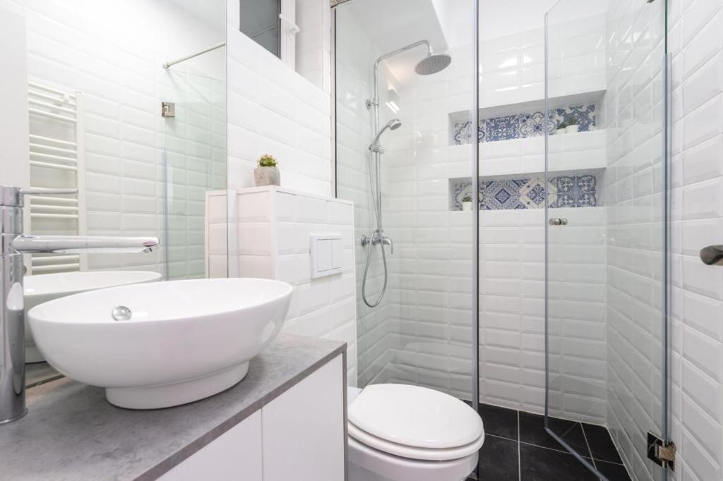 Piata Romana, Two Bedrooms Apartment Bucureşti Eksteriør bilde